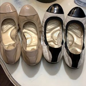 2 pair DexFlex comfort like new flats 7.5